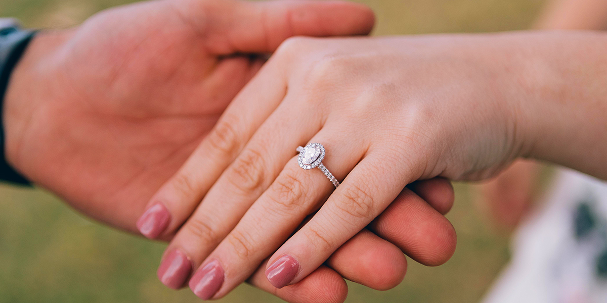 Buying Guides to Help You Find the Perfect Wedding Rings